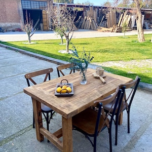 Tavolo da pranzo artigianale in legno di recupero: tavolo da cucina rustico in stile fattoria immagine 13