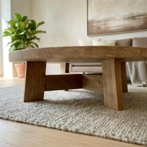 Tavolino rotondo in rovere riciclato – Design moderno, rustico e a basso profilo immagine 15