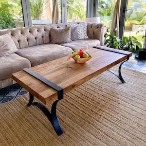 Reclaimed Wood Coffee Table: Rustic Furniture with Metal Legs