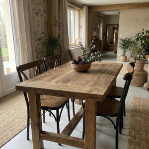 Tavolo da pranzo artigianale in legno di recupero: tavolo da cucina rustico in stile fattoria immagine 8