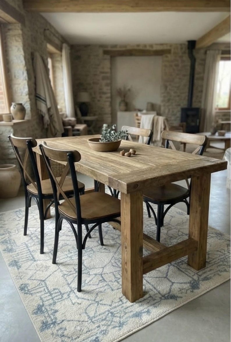 Tavolo da pranzo artigianale in legno di recupero: tavolo da cucina rustico in stile fattoria immagine 20