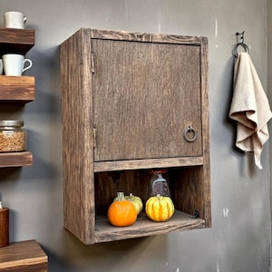 Armario de cocina de roble macizo recuperado: diseño moderno orgánico y artesanal. imagen 7