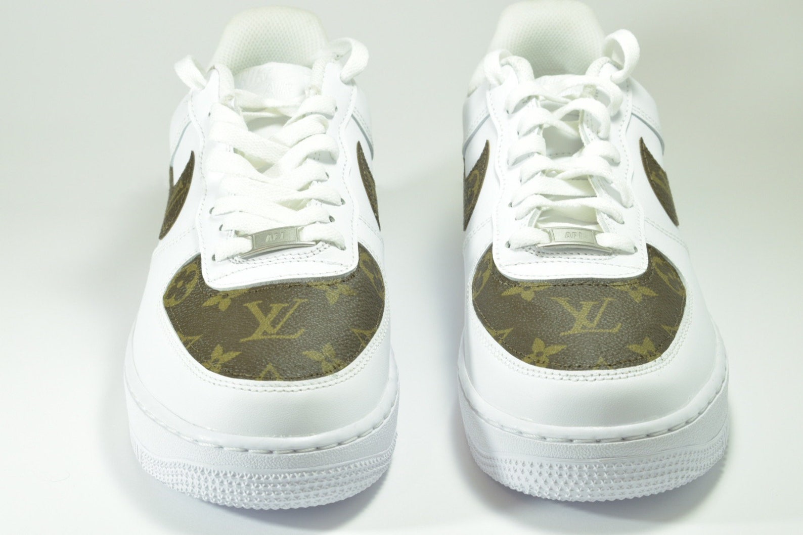 toe box air force 1