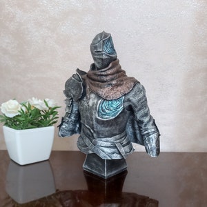 Vyke Bust, Knight of the Roundtable Hold Figure, Elden Ring Statue
