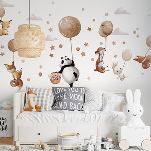 Grands stickers muraux avec animaux sur ballons beiges Panda Cerf Renard Lapin image 2