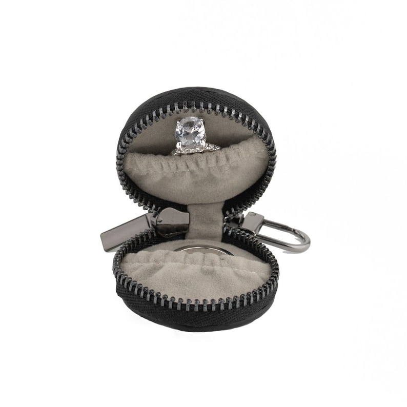 The Ring Keeper Small Jewelry Case, Ring Holder, Ring Storage. afbeelding 4