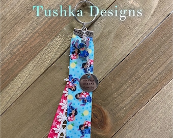 Llavero Extraterrestre y Chica Boho