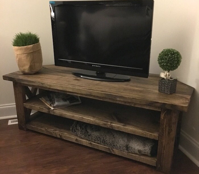 Corner online media chest