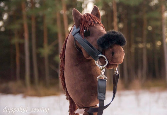 Brown Hobbyhorse horse on stick hobby keppihevonen cheap handmade halter
