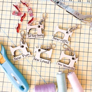 Sewing Machine SVG Cut File , Keychain SVG Digital Download