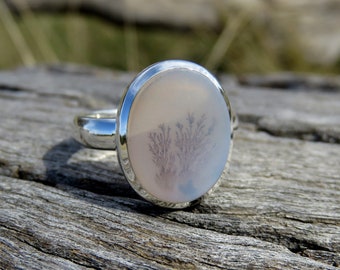 Scenic agate ring, size 9 ring for woman, scenic dendritic agate, gemstone ring, dendrite agate, dendrite ring, jewellery, picture agate