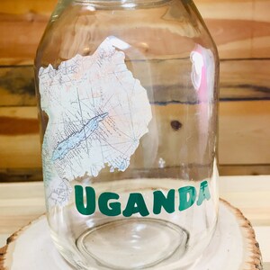 Hunter Green and World Map Uganda Reise-Fund Jar