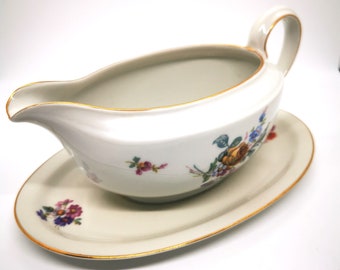Johann Seltmann Gravy Boat with Attached Plate, Vohenstrauss Germany