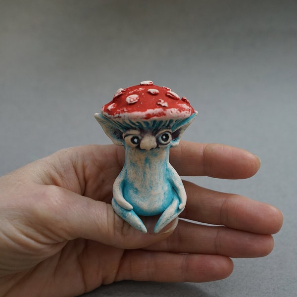 Magic Mushroom Figurine Ceramic Mushroom Figurines  Unique Clay Amanita Sculpture for Bookshelf Original Cute Home Decor