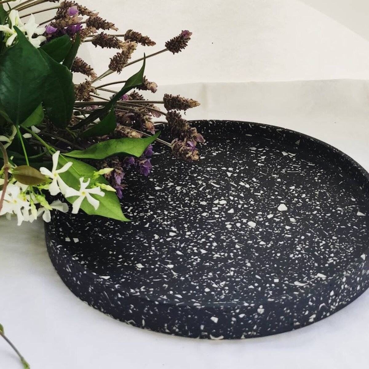 Large Contemporary Black Terrazzo Tray, Round Tray, Living Room Table Decor, Table Display Centrepiece, Minimal Entryway Organiser - Etsy