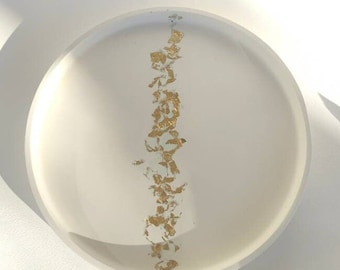 Handmade White & Gold Ecoresin Tray: Round Decorative Tray