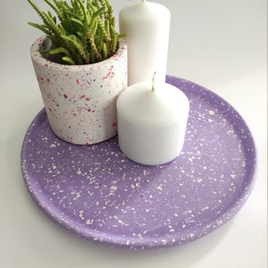 Decorative terrazzo tray, 27 cm Dining Centrepiece, Jewellery display, Dining table centerpiece, Purple jesmonite Tray Terrazzo style image 4