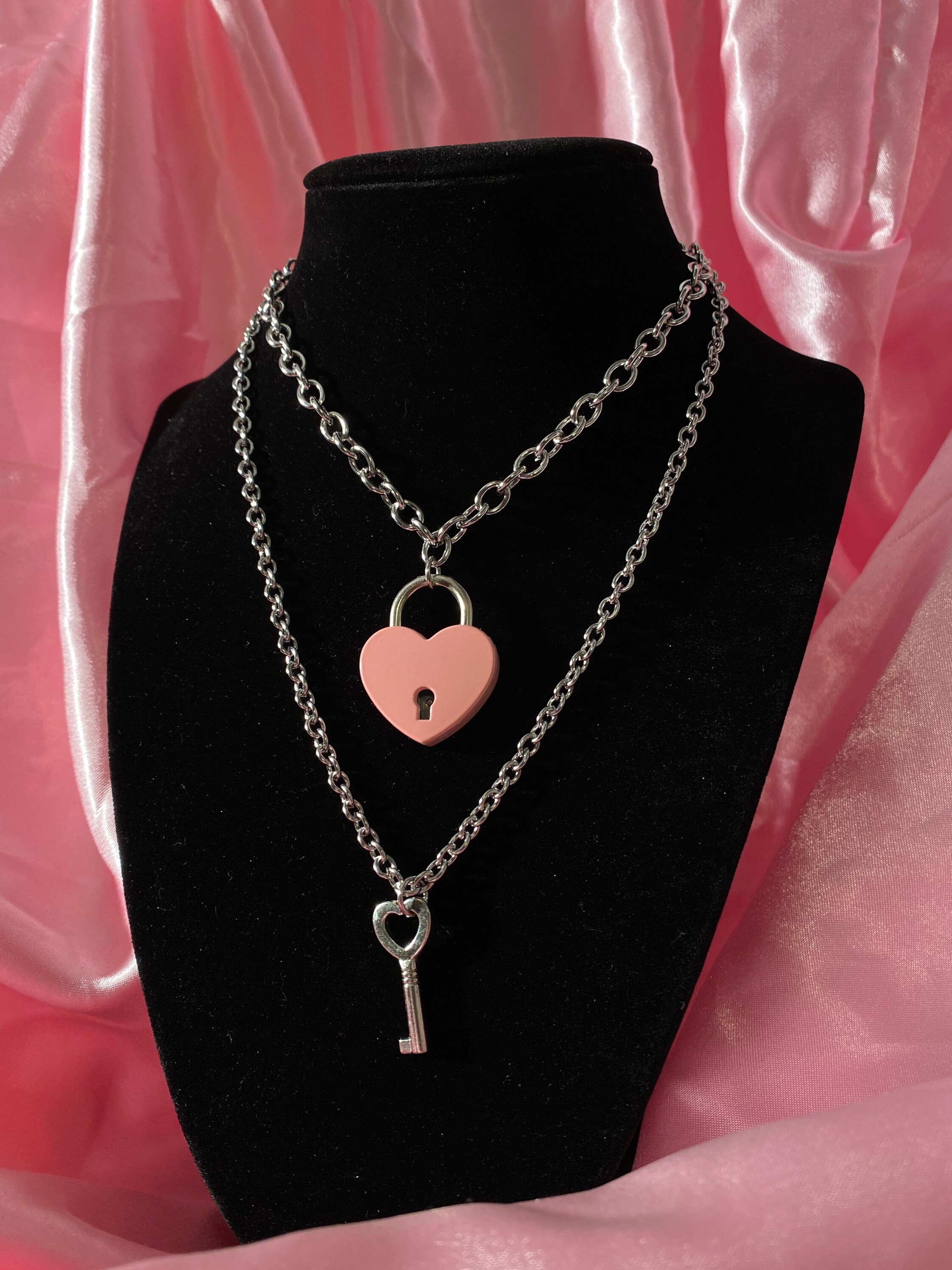 【BLACKPURPLE】Asothone Lock Key Ring Necklace SET BLACKPURPLE】Asothone Lock Key Ring Necklace SET