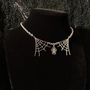 Spider web necklace stainless steel