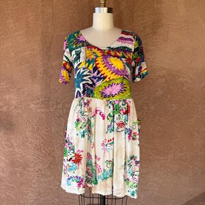 Robe Multicolore Jams World à Boutons - Taille XS, Occasion Très Bon état, Style Mini