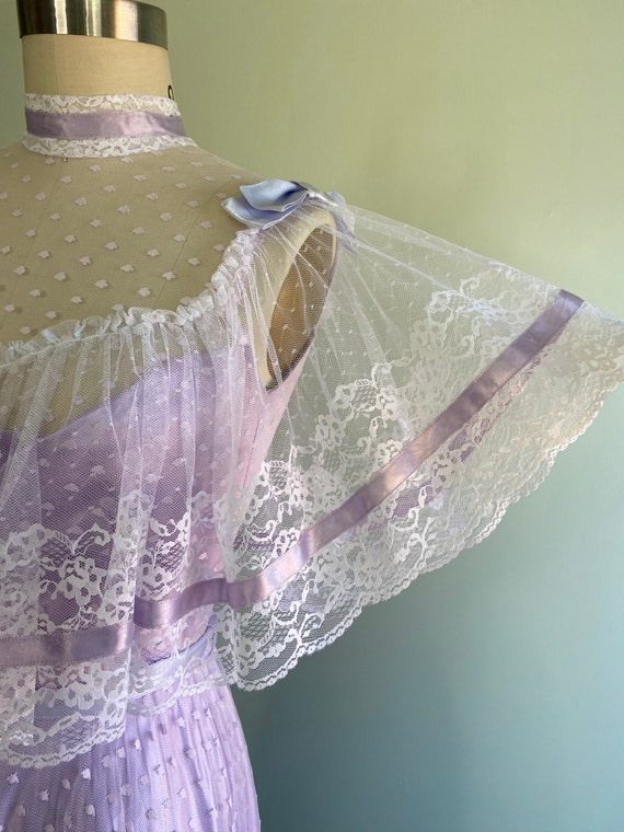 Handmade / Gunne Sax Style / Purple / lilac / lace