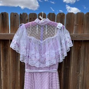 Handgemaakt / Gunne Sax-stijl / Paars / lila / kanten jurk