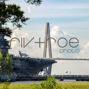 USS Yorktown en Ravenel Bridge - Patriots Point - Charleston, South Carolina - Mount Pleasant
