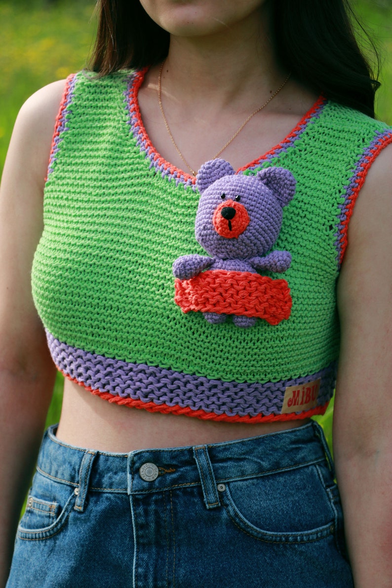 Teddy Bear Crop Top,3D Bear Crop Top, Amigurimi Bear, Knit Crop Top, Handmade Crop Top image 2