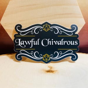 Adesivo de vinil D&D Lawful Chivalrous, lavável na máquina de lavar louça, Dungeons and Dragons, DND, TTRPG, Pathfinder, tabela de alinhamento, presentes para DM e jogadores