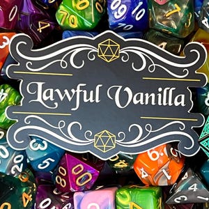 Adesivo de vinil Lawful Vanilla D&D, lavável na máquina de lavar louça, Dungeons and Dragons, DND, TTRPG, Pathfinder, tabela de alinhamento, presentes para DM e jogadores