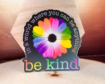 Be Kind-vinylsticker: regenboogbloem, vaatwasmachinebestendig
