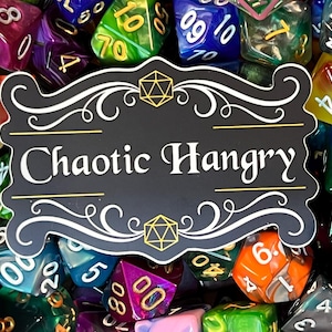 Adesivo de vinil Chaotic Hangry, lavável na máquina de lavar louça, Dungeons and Dragons, D&D, Dnd, Ttrpg, Pathfinder, tabela de alinhamento, presentes para Mestre e jogadores