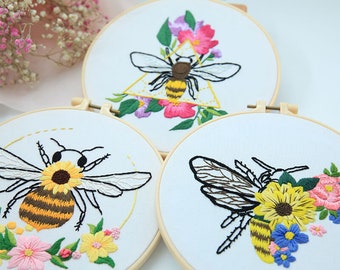 Bee Embroidery Kit, Flower Bee Butterfly Embroidery Kit, Insect Lover Gifts, DIY Handcraft Needlework Embroidery Kit, Home Decoration Kit