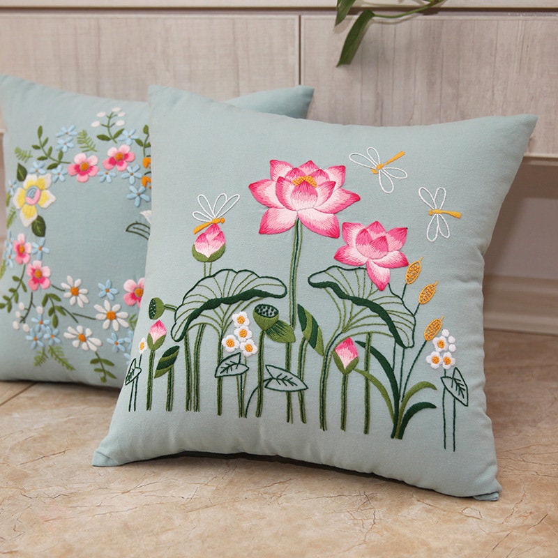Kit De Housse De Coussin à Broder Motif Floral - 44 X 44 Cm, Toile, Inclus Fil Et Aiguille, Idéal Débutants