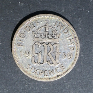 1939 Silver Sixpence Coin Great Britain GeorgeVI, Perfect for Birthdays, Collections, Anniversary, Crafting and Jewellery.