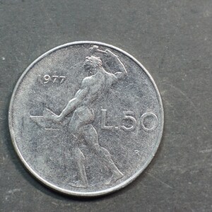 Moneta da 50 lire del 1977 Italia