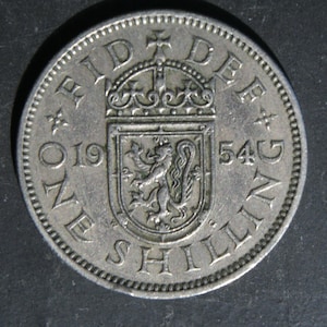 1954 Scottish Shilling Coin Great Britain Queen Elizabeth II