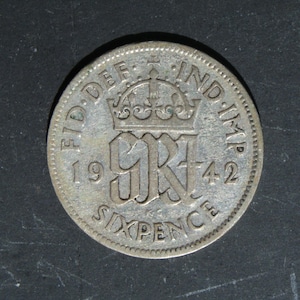 1942 Silver Sixpence Coin Great Britain GeorgeVI, Perfect for Birthdays, Collections, Anniversary, Crafting and Jewellery.