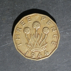 1944 Threepence Coin Great Britain George VI, Perfect for Birthdays, Collections, Anniversary, Crafting and Jewellery.