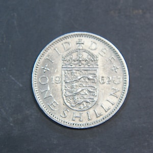 1962 English Shilling Coin Great Britain Queen Elizabeth II