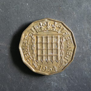 1954 Threepence Coin Great Britain Elizabeth II, Perfect for Birthdays, Collections, Anniversary, Crafting and Jewellery.