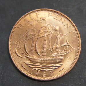 1967 Half Penny Golden Hind Coin Great Britain Elizabeth II