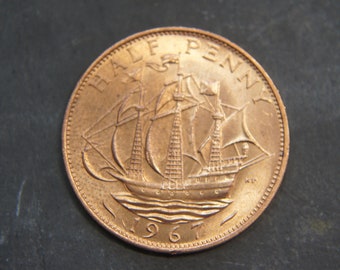 1967 Half Penny Golden Hind Coin Great Britain Elizabeth II