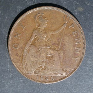 1930 One Penny Coin Great Britain George V, Perfect for Birthdays, Collections, Anniversary, Crafting and Jewellery.