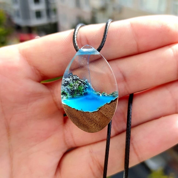 Natural resin clearance for jewelry