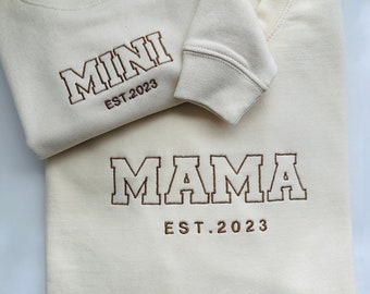 Anpassad MAMA och MINI-tröja, mors dag och baby-tröja, broderad mamma-dotter-tröja, matchande mamma och baby-tröja