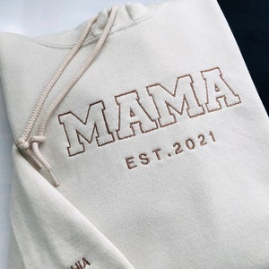 Mama Classic Unisex Pullover Hoodie main image 0