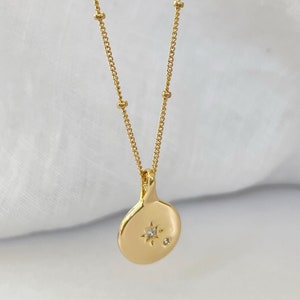 Gold Filled Necklace, Coin Necklace, Dainty Necklace, Medallion Necklace, Gifts for Her, Gold Pendant, Gold Necklace, Christmas Gift for Her