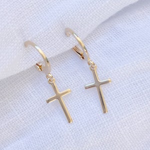 18K Gold Cross Earrings, Gold Filled Simple Cross Huggie Earrings, Dangle Earrings for Women, Tiny Earrings, Tiny Hoop Earrings, Tiny hoop