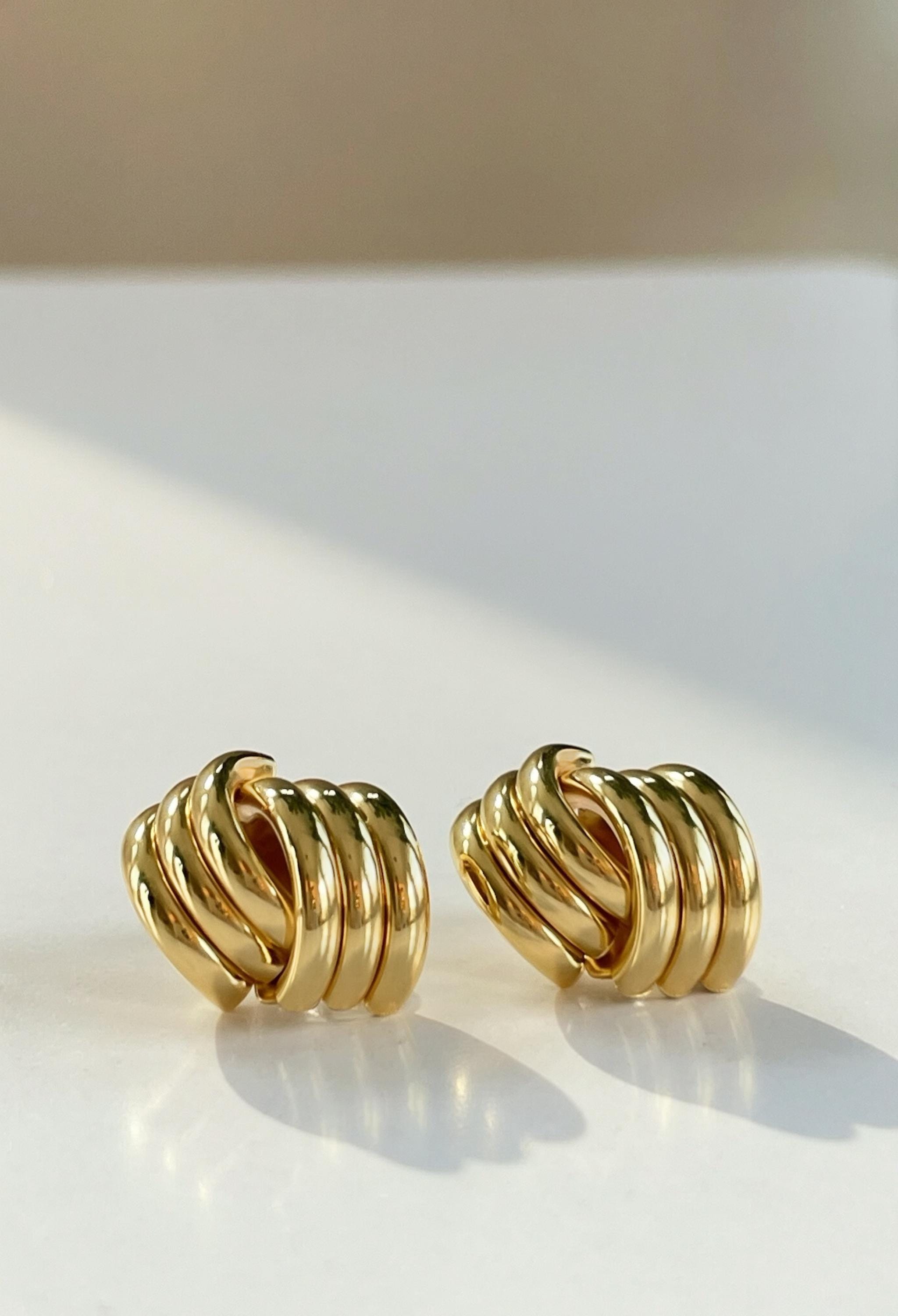 Gold Knot Stud Earrings 18k Gold Filled Dainty Everyday Earrings Bridesmaid Gift Minimalist Studs Gift For Her Gift For Mom